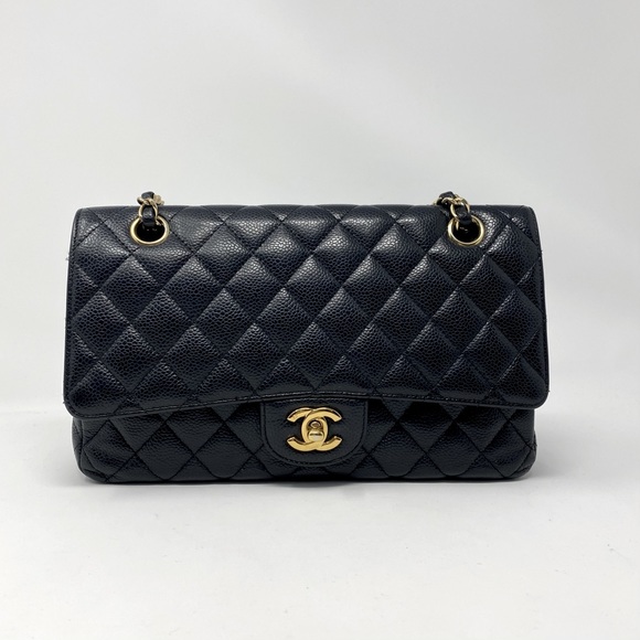 CHANEL Handbags - ✈️sold✈️CHANEL classic flap medium